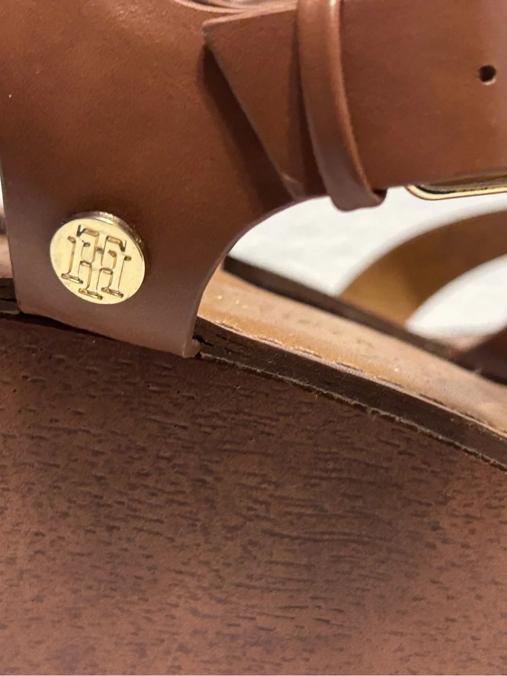 Tommy Hilfiger classic tan